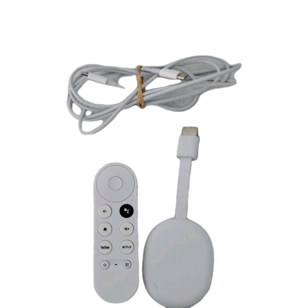 Google Chromecast TV 4K Media Streamer White Voice Control HDMI G454V Remote